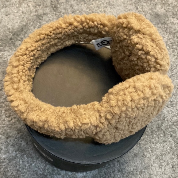 UGG Accessories - ugg earmuffs